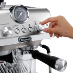 DeLonghi EC9255.M La Specialista Arte Evo 15巴 半自動咖啡機